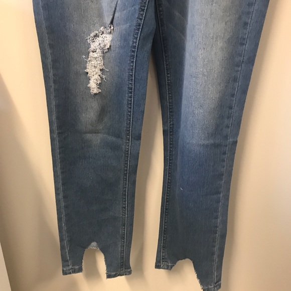 BNWT high waisted skinny jeans! - Picture 3 of 8